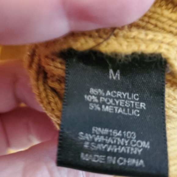 Say What V neck Mustard Yellow Star Distessed Sweater M NWOT - Picture 5 of 5